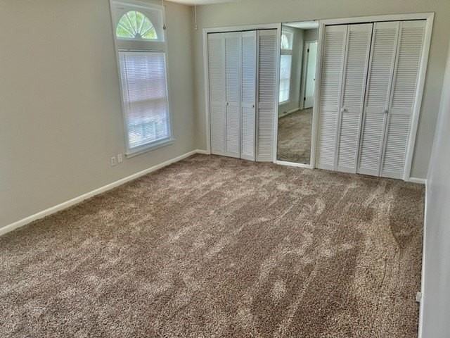 701 Crimson Ct - Photo 4 of 8