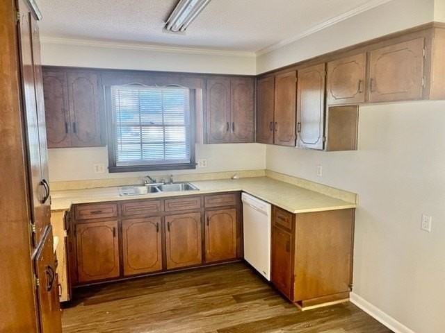 701 Crimson Ct - Photo 6 of 8