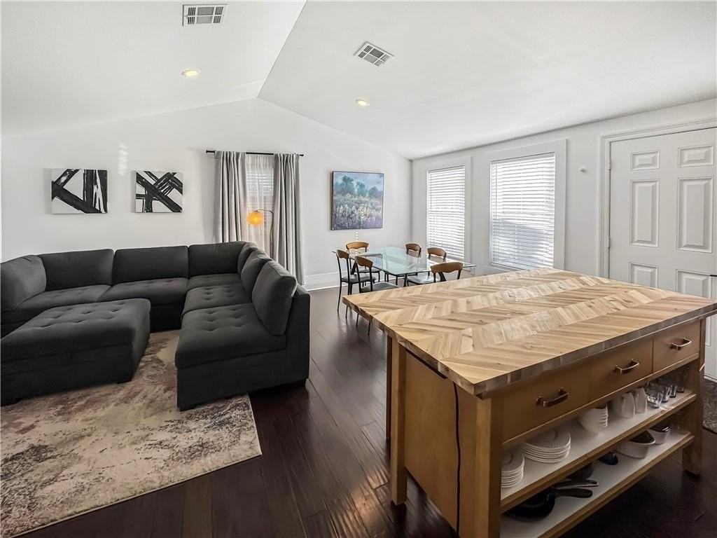 6021 Tchoupitoulas St - Photo 4 of 17