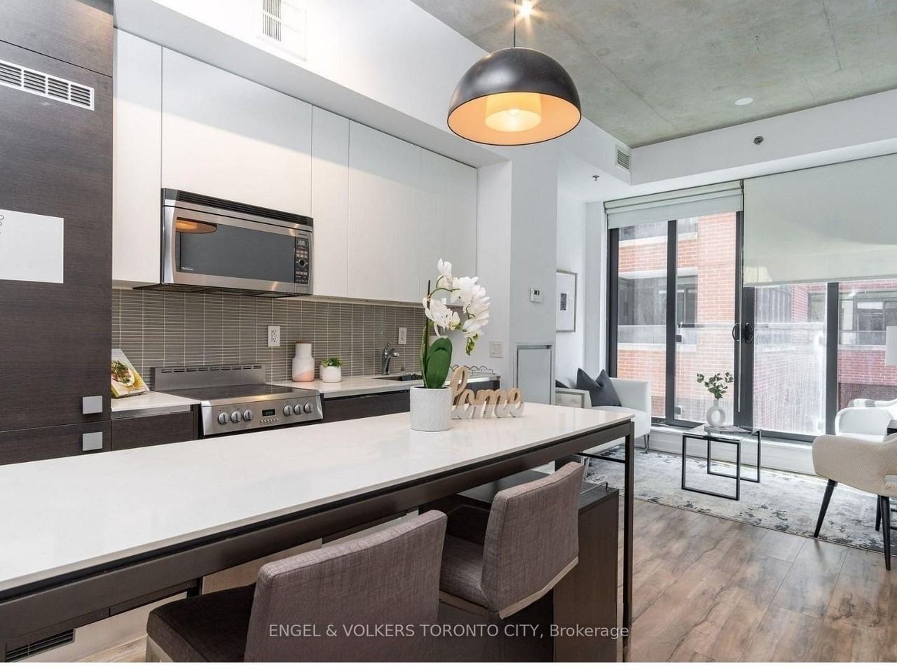 8 Art Condos - Photo 7 of 21