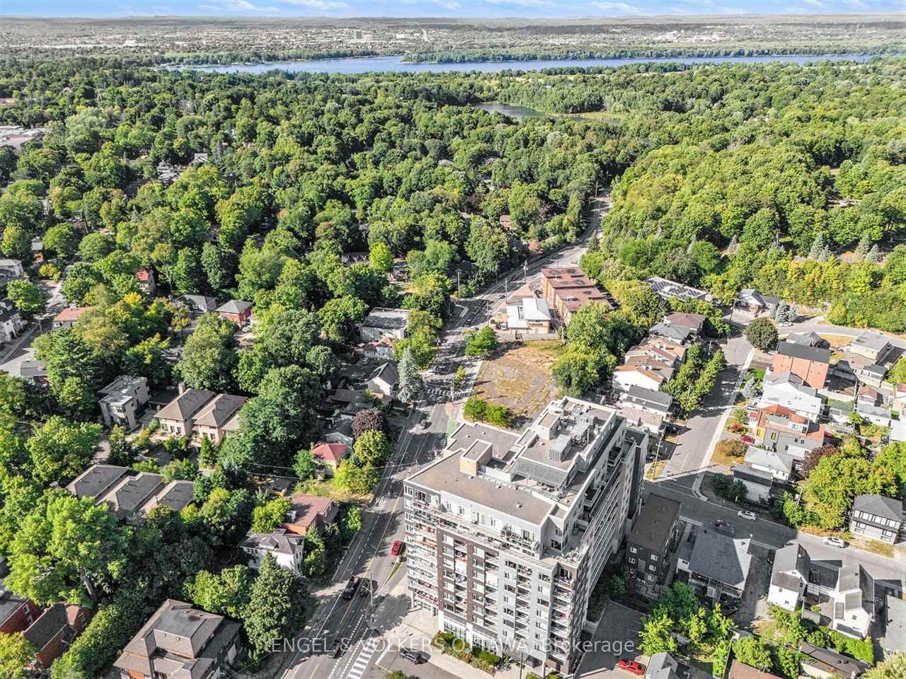 7 Marquette Avenue 420 - Photo 2 of 42