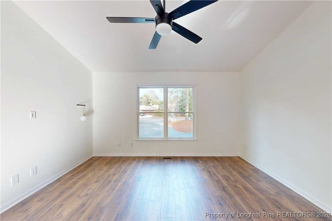 1245 Monticello Dr - Photo 3 of 29