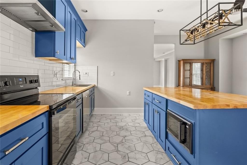 66 Weyman Ave Sw - Photo 7 of 30