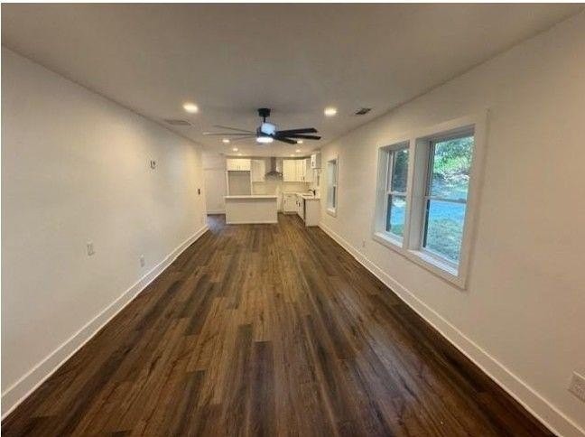 2069 Woodberry Ave - Photo 2 of 6