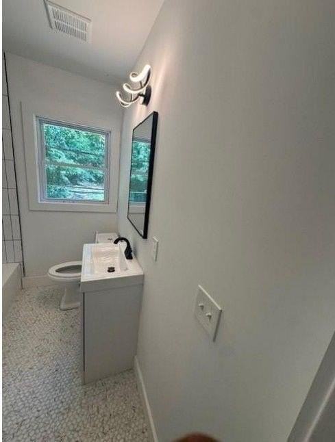 2069 Woodberry Ave - Photo 4 of 6