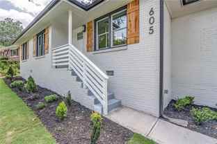 605 Blake Ave Se - Photo 1 of 1