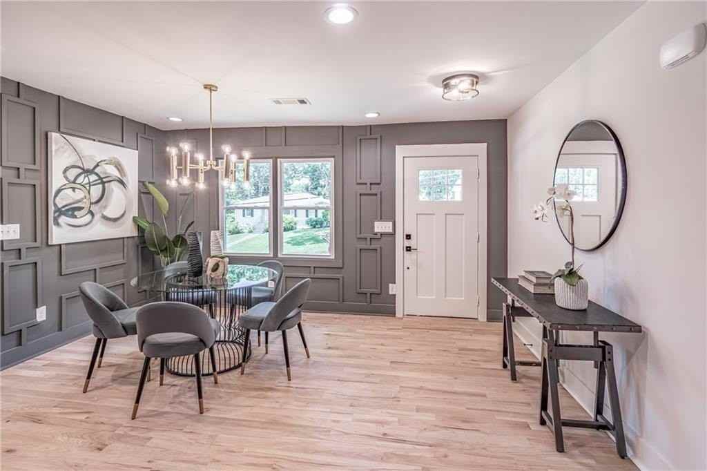 605 Blake Ave Se - Photo 4 of 25