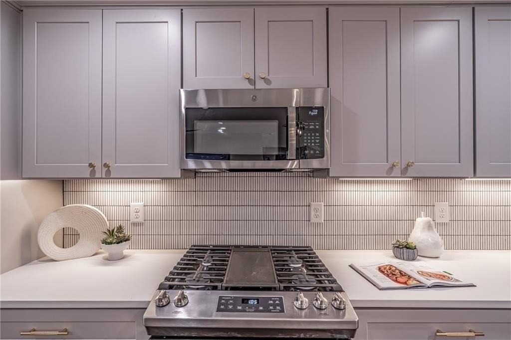 605 Blake Ave Se - Photo 7 of 25