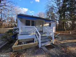 featured image of 110 Howard Ave