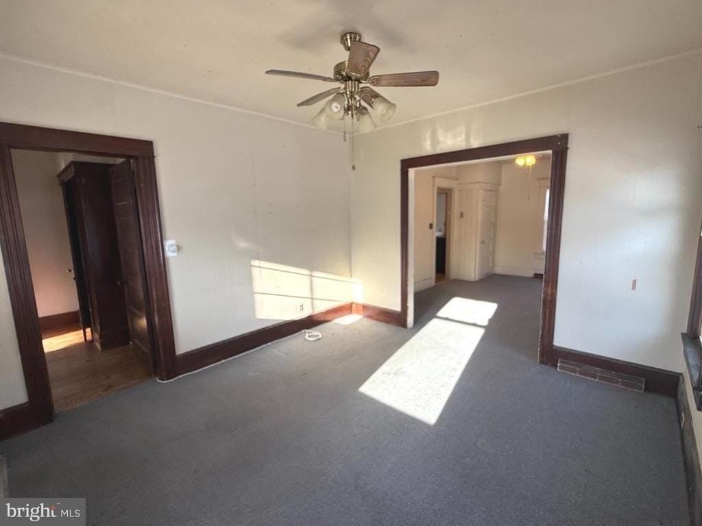 19 Oakland Ave - Photo 5 of 26