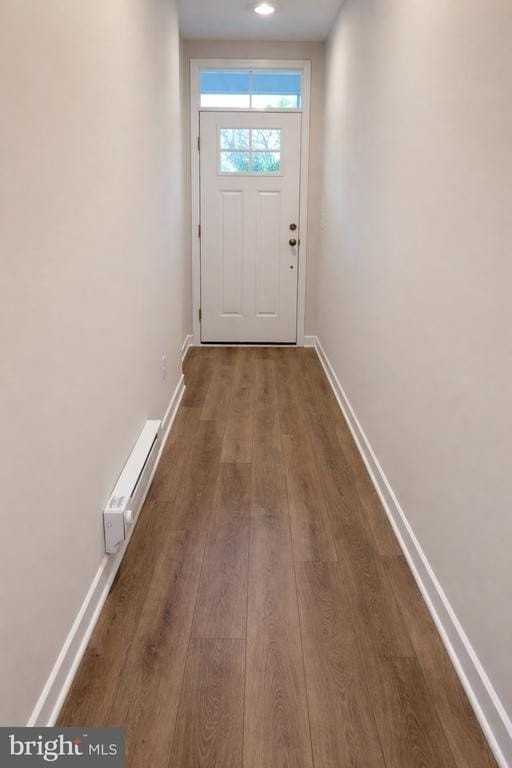 735 Platinum Dr - Photo 3 of 32