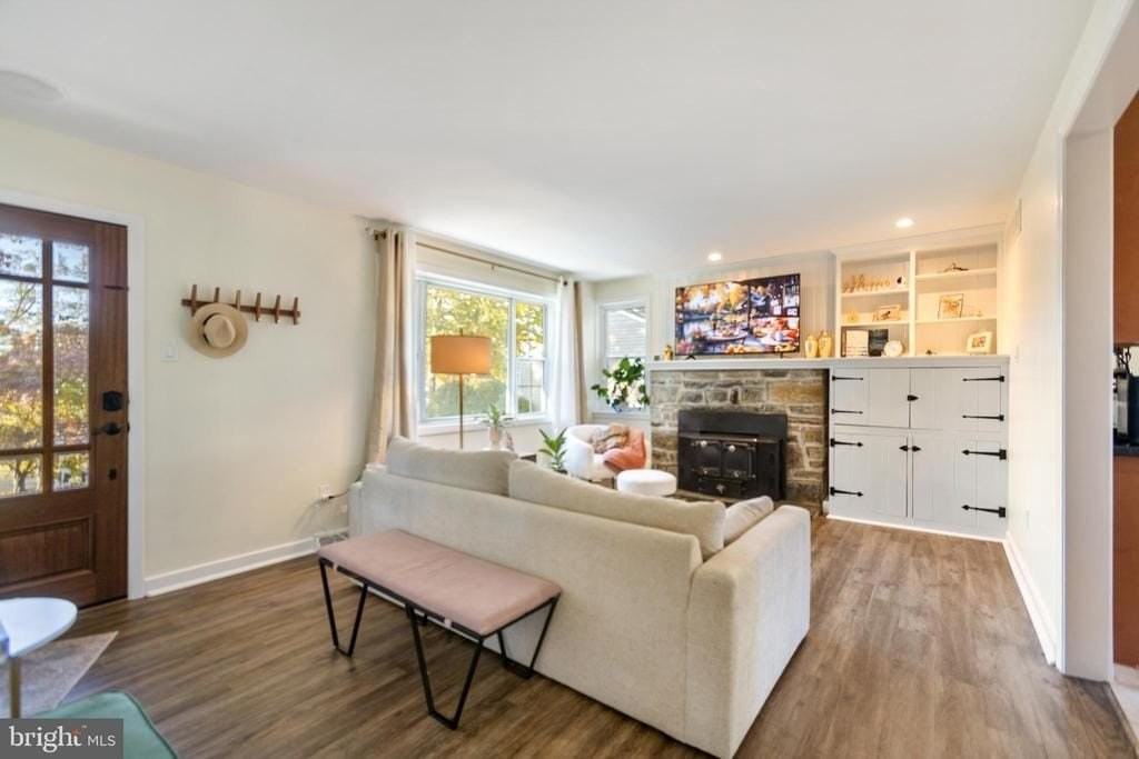 1801 N Hills Ave - Photo 4 of 20