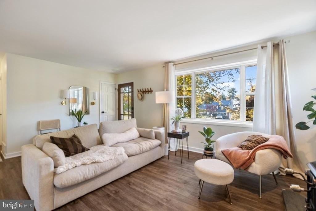 1801 N Hills Ave - Photo 5 of 20