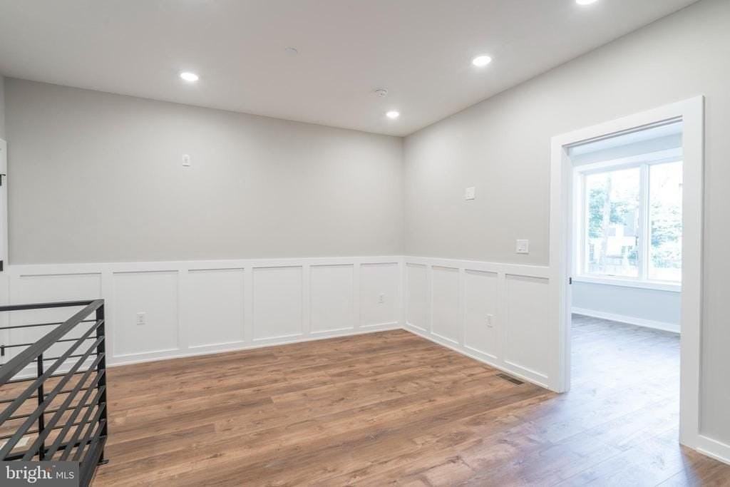 435 N 35th St #A - Photo 5 of 27