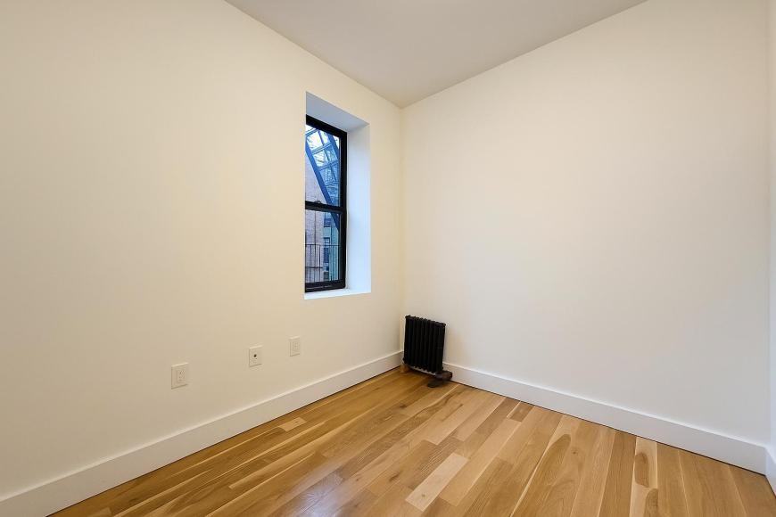 605 W 137th St - Photo 6 of 10