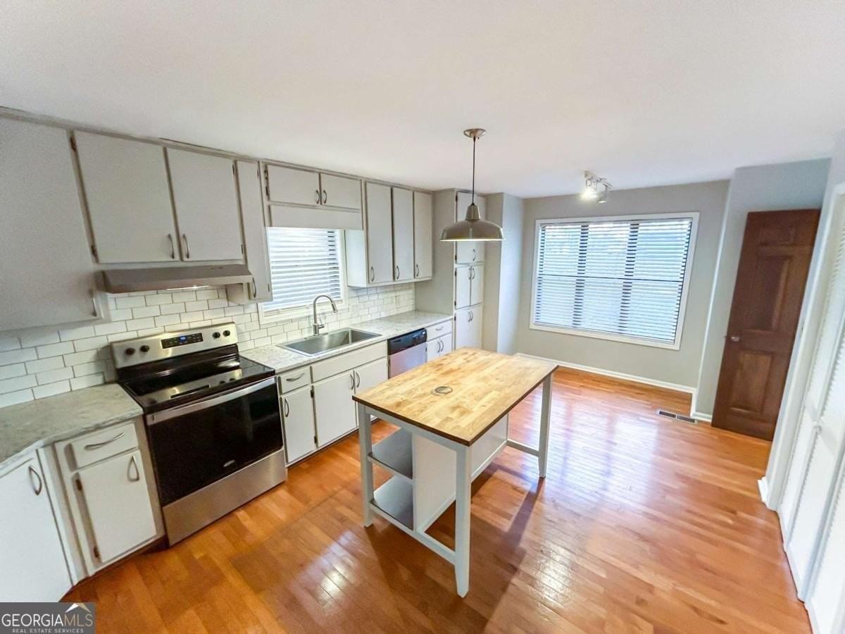 3468 Cedar Valley Ct Se - Photo 5 of 35