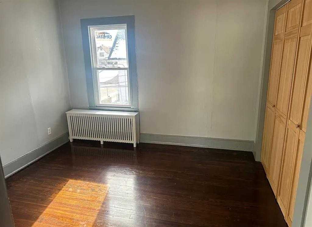 404 Exchange Ave - Photo 7 of 9