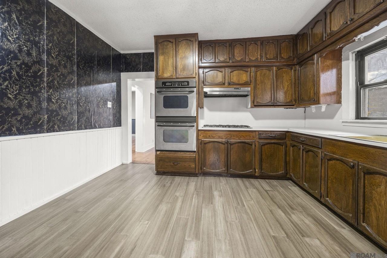 13691 Andrews Rd - Photo 7 of 21