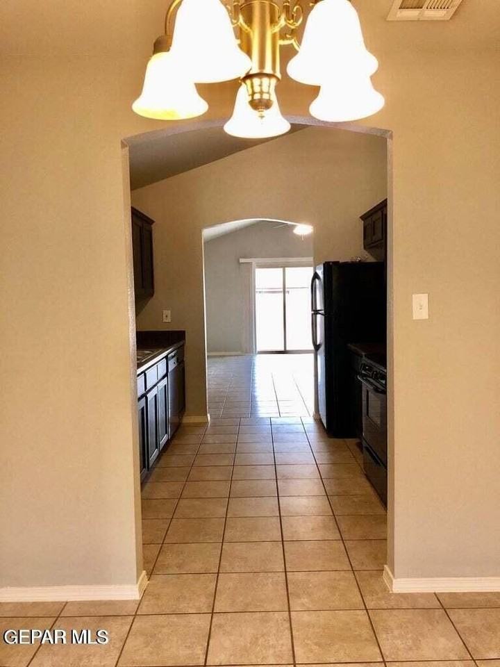 14190 William Rodriguez Ave - Photo 4 of 19