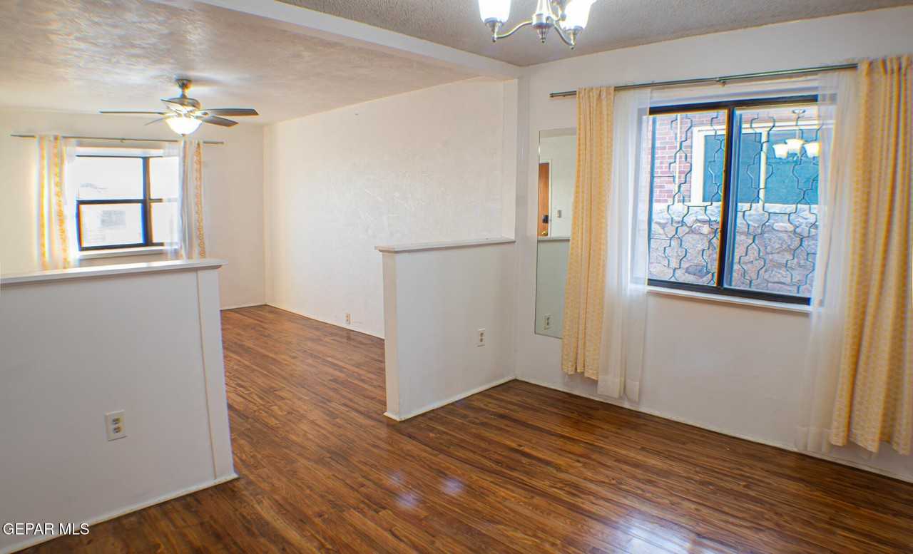 3723 Memphis Ave - Photo 7 of 24