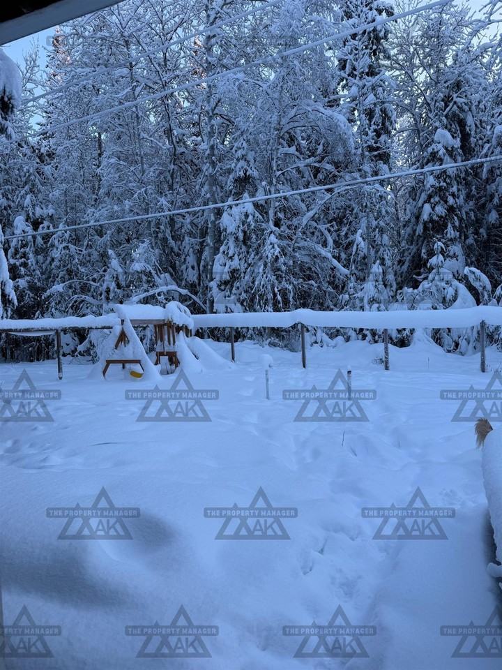 3559 Joan Ave - Photo 4 of 23