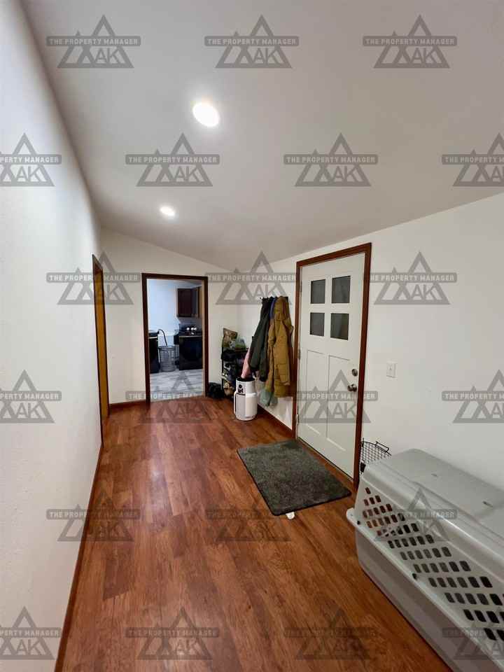 3559 Joan Ave - Photo 6 of 23