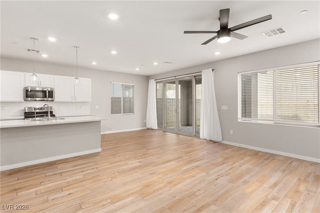 2383 Ridgeline Wash St - Photo 2 of 25