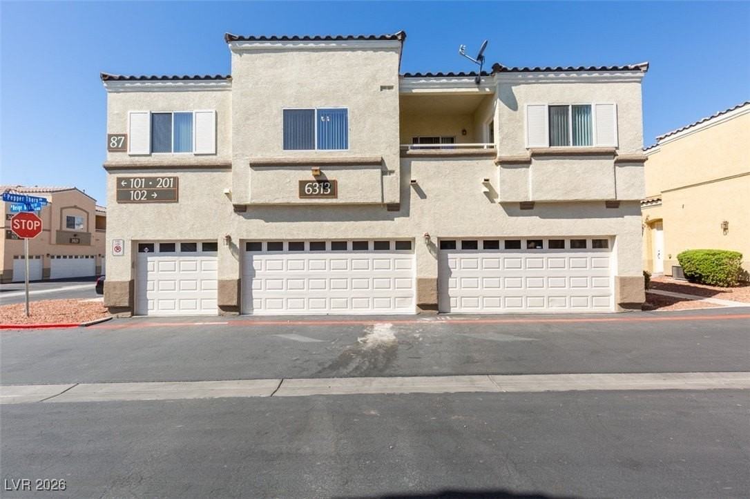 6313 Beige Bluff St #1 - Photo 2 of 39