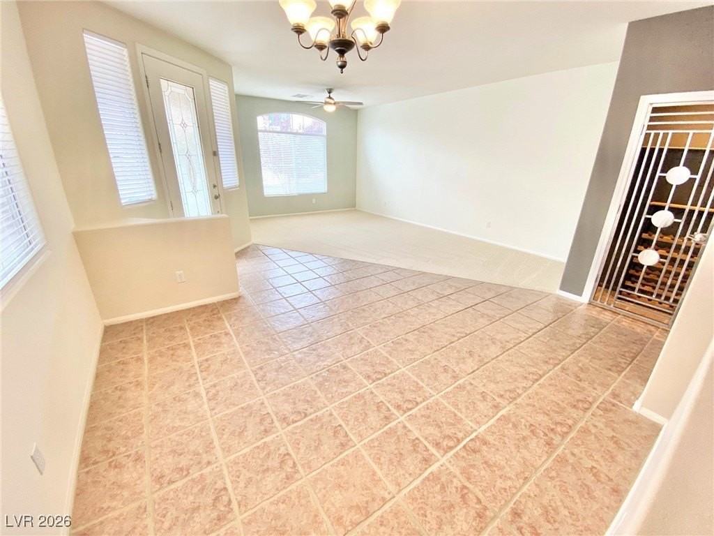 208 Depaul Ct - Photo 4 of 29