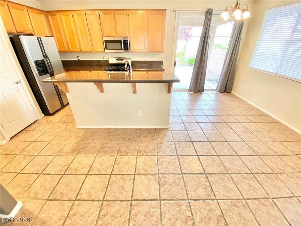 208 Depaul Ct - Photo 7 of 29