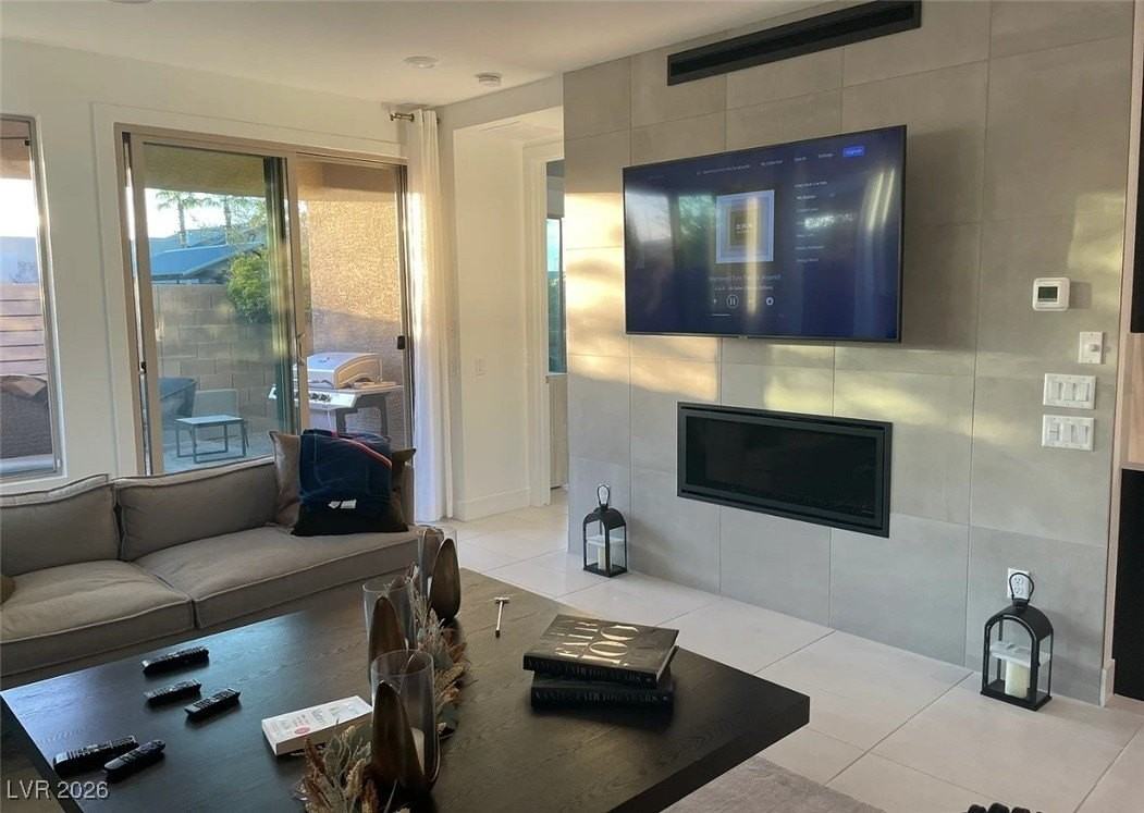 6589 Songfest St - Photo 3 of 8