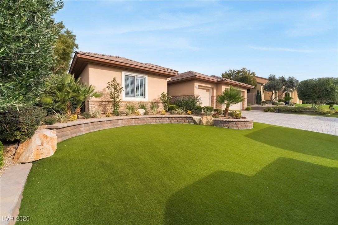 24 Kittansett Loop - Photo 3 of 36