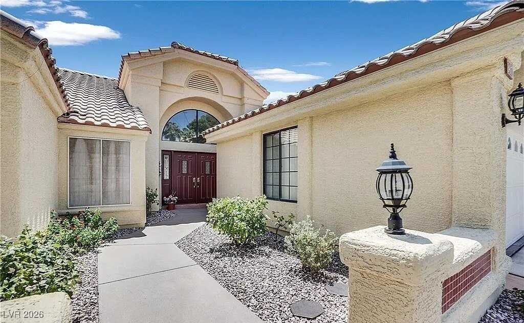 8437 Sheltered Valley Dr - Photo 2 of 24