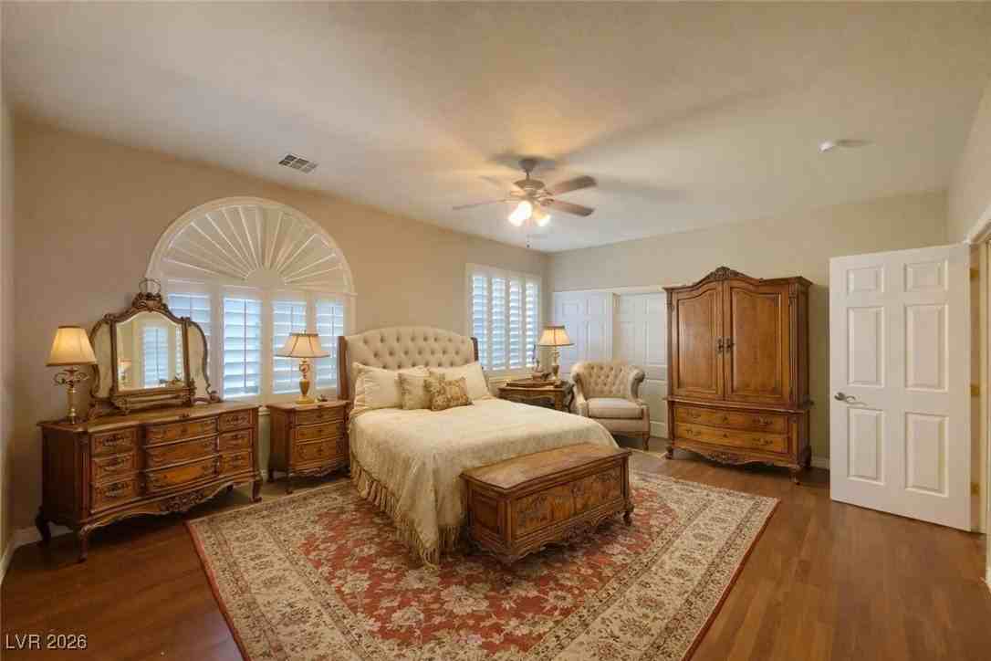 332 Summer Palace Way - Photo 5 of 27