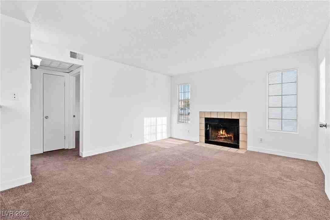 2685 Jennydiane Dr #B - Photo 2 of 17