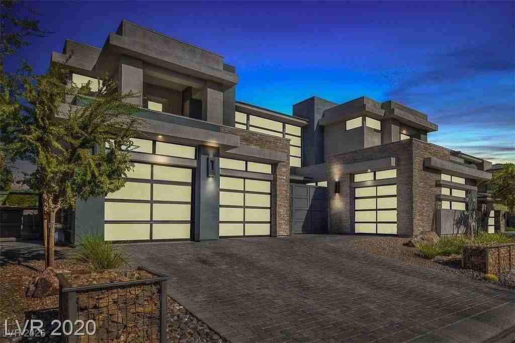 54 Coralwood Dr - Photo 2 of 50