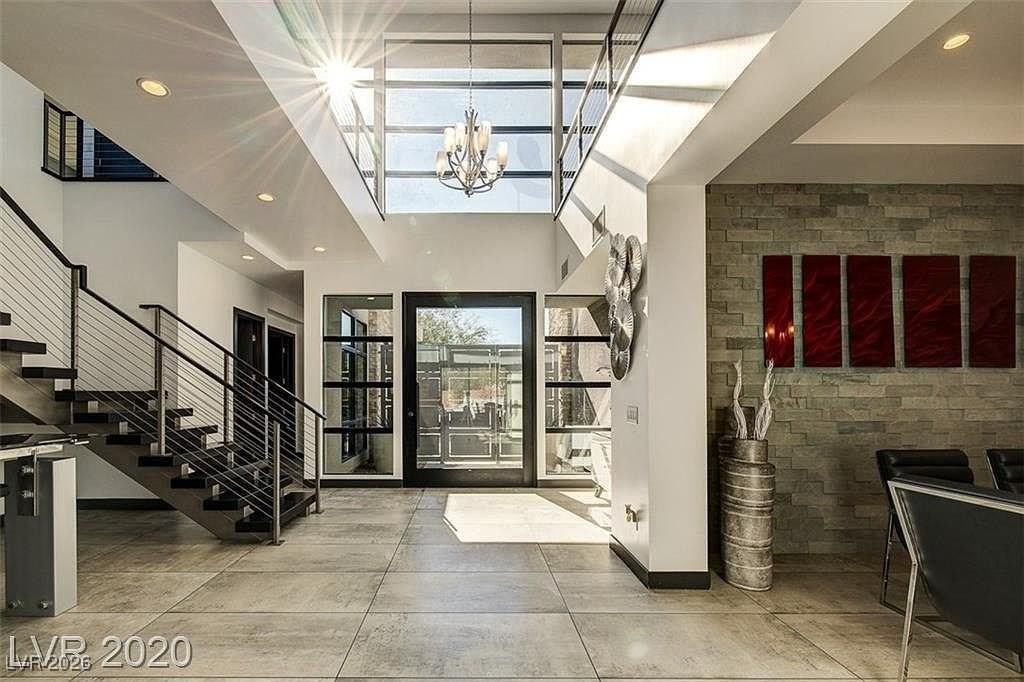 54 Coralwood Dr - Photo 3 of 50