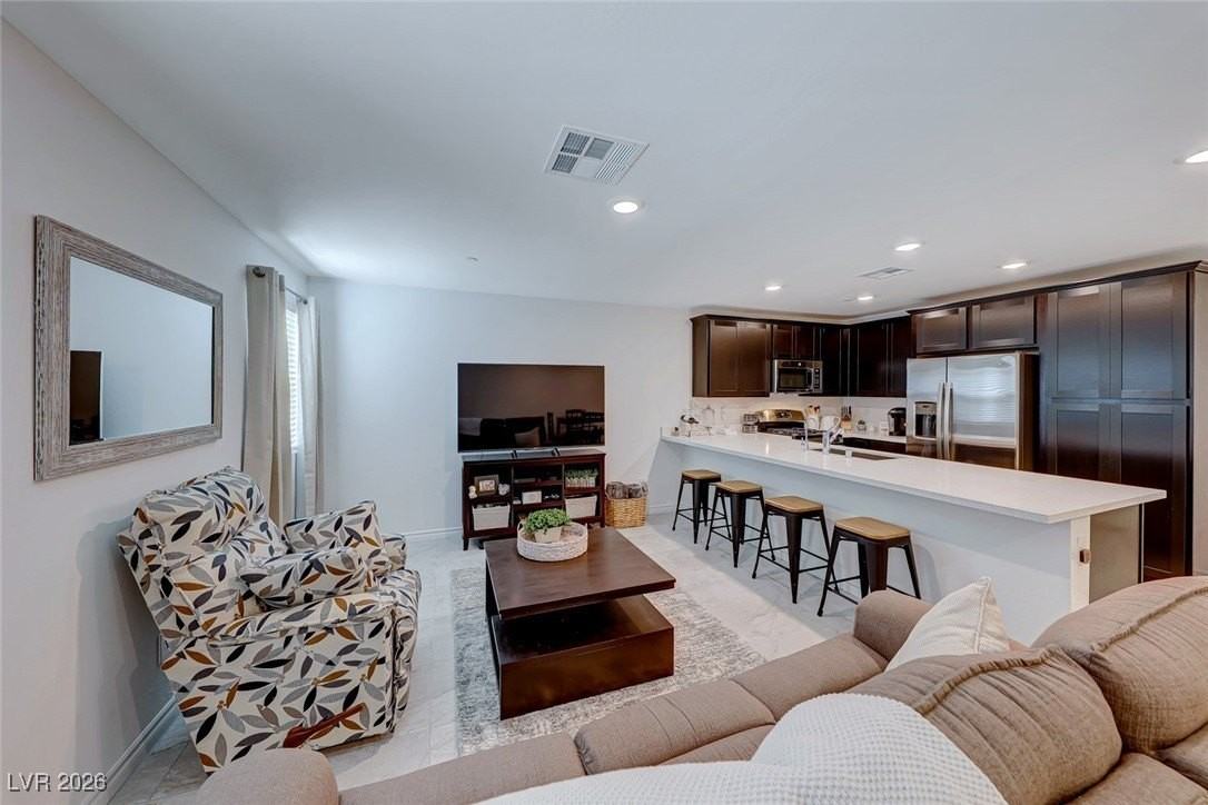 10715 Bendmore Ct - Photo 5 of 39