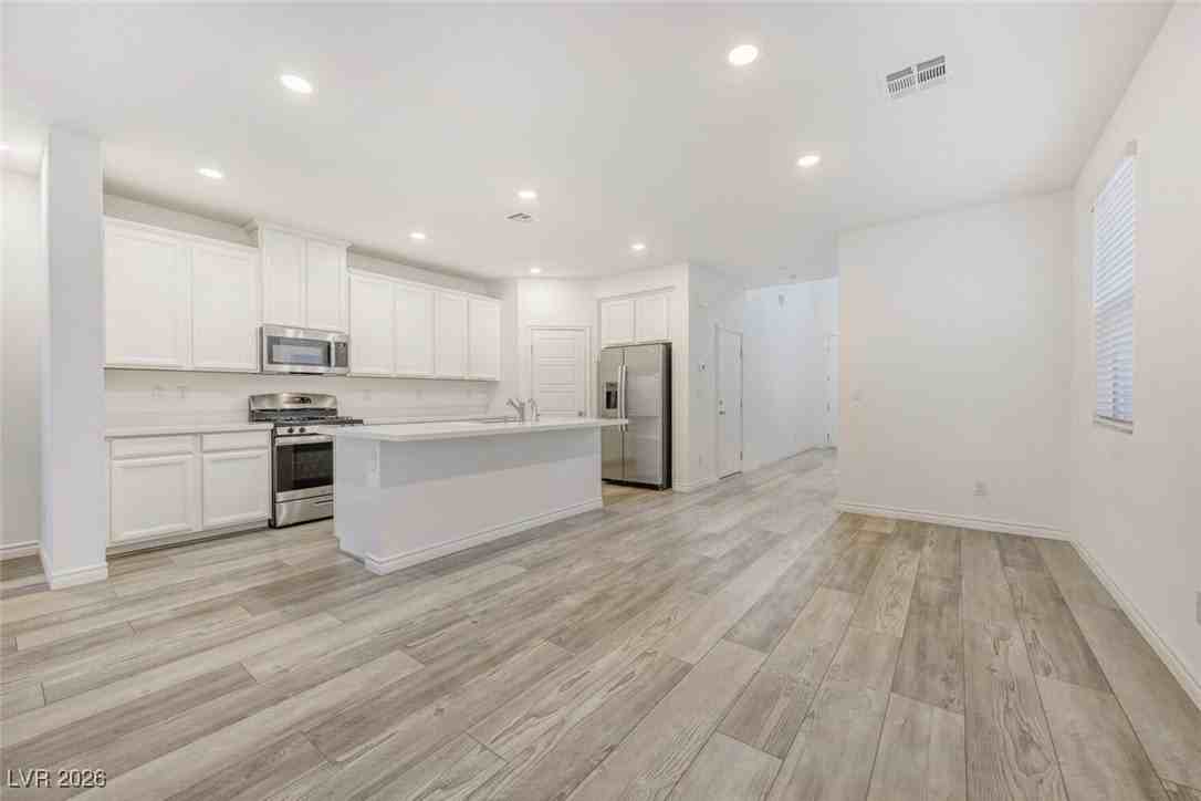 6848 Stagehand Ave - Photo 4 of 22