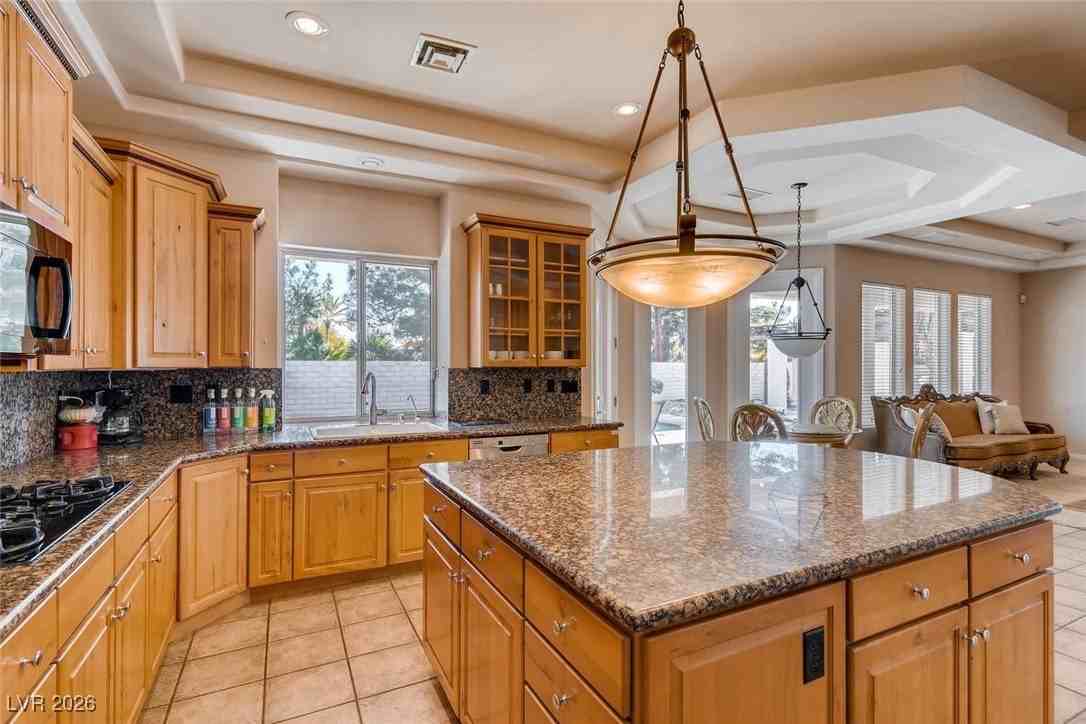 1870 Columbia Crest Ct - Photo 7 of 31