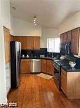 1120 Daytona Ln - Photo 2 of 7