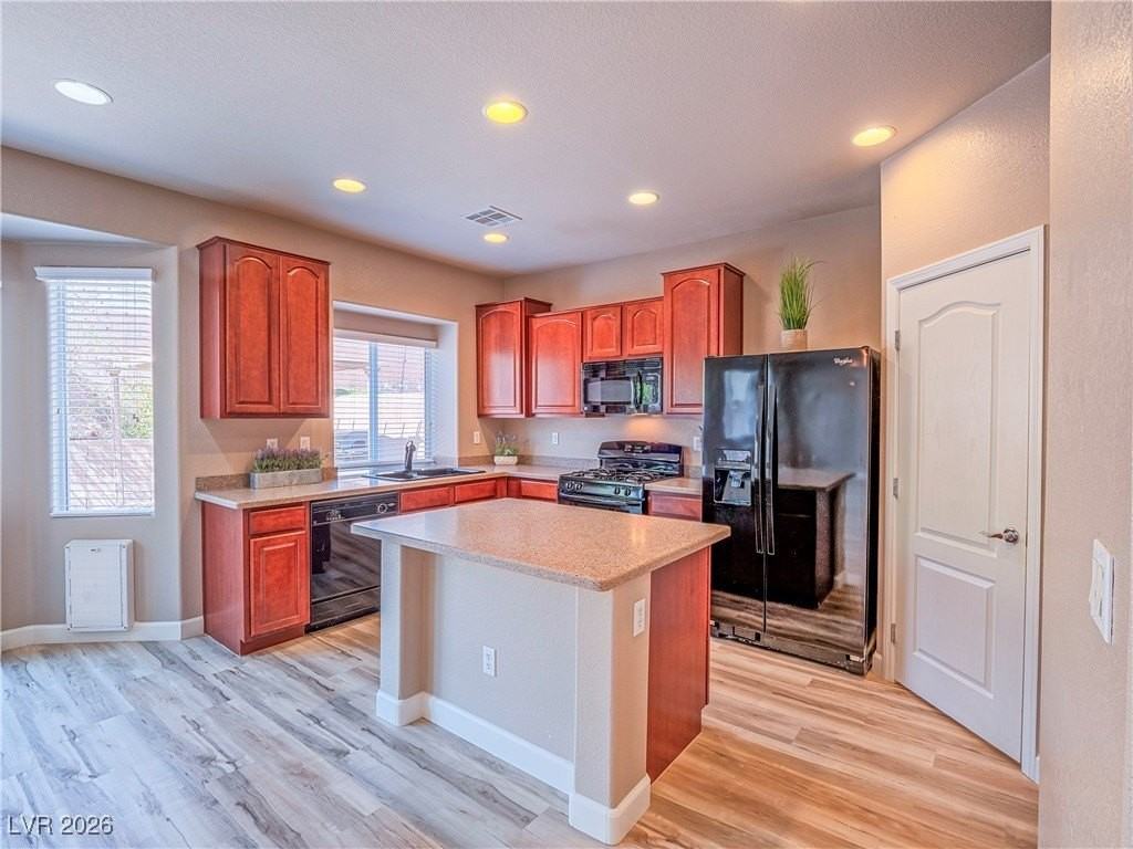 7017 Whipple Manor St - Photo 6 of 36