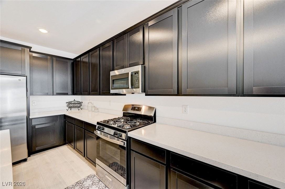 3791 Mcleod Dr - Photo 7 of 33