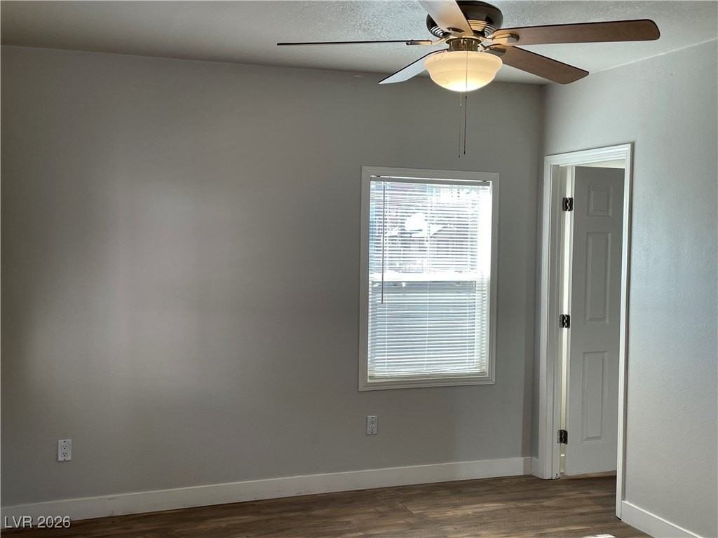 2010 Fairfield Ave - Photo 6 of 10