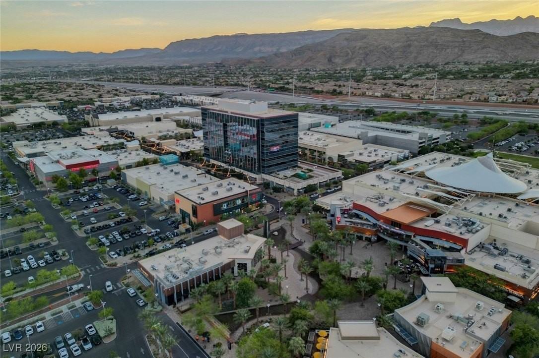 11952 Orense Dr - Photo 7 of 50