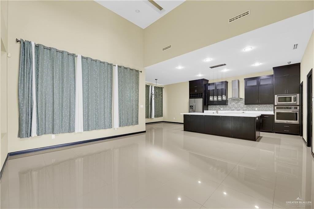 1720 Rice Ave - Photo 5 of 19