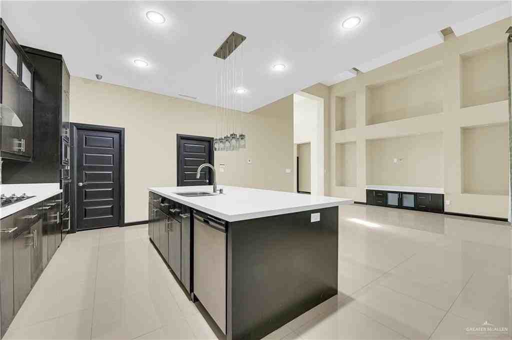 1720 Rice Ave - Photo 6 of 19