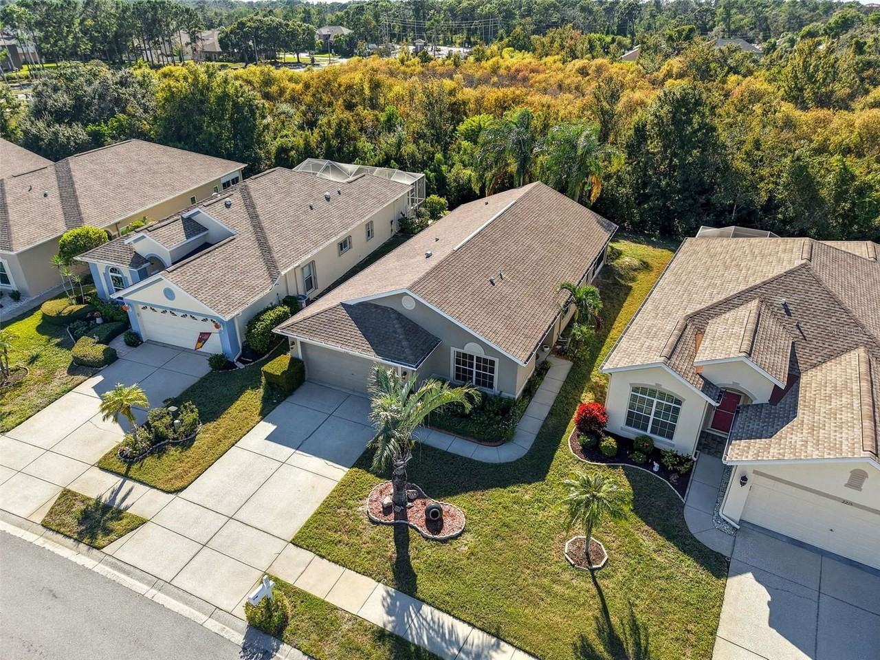 2211 Pleasant Hill Ln - Photo 3 of 8