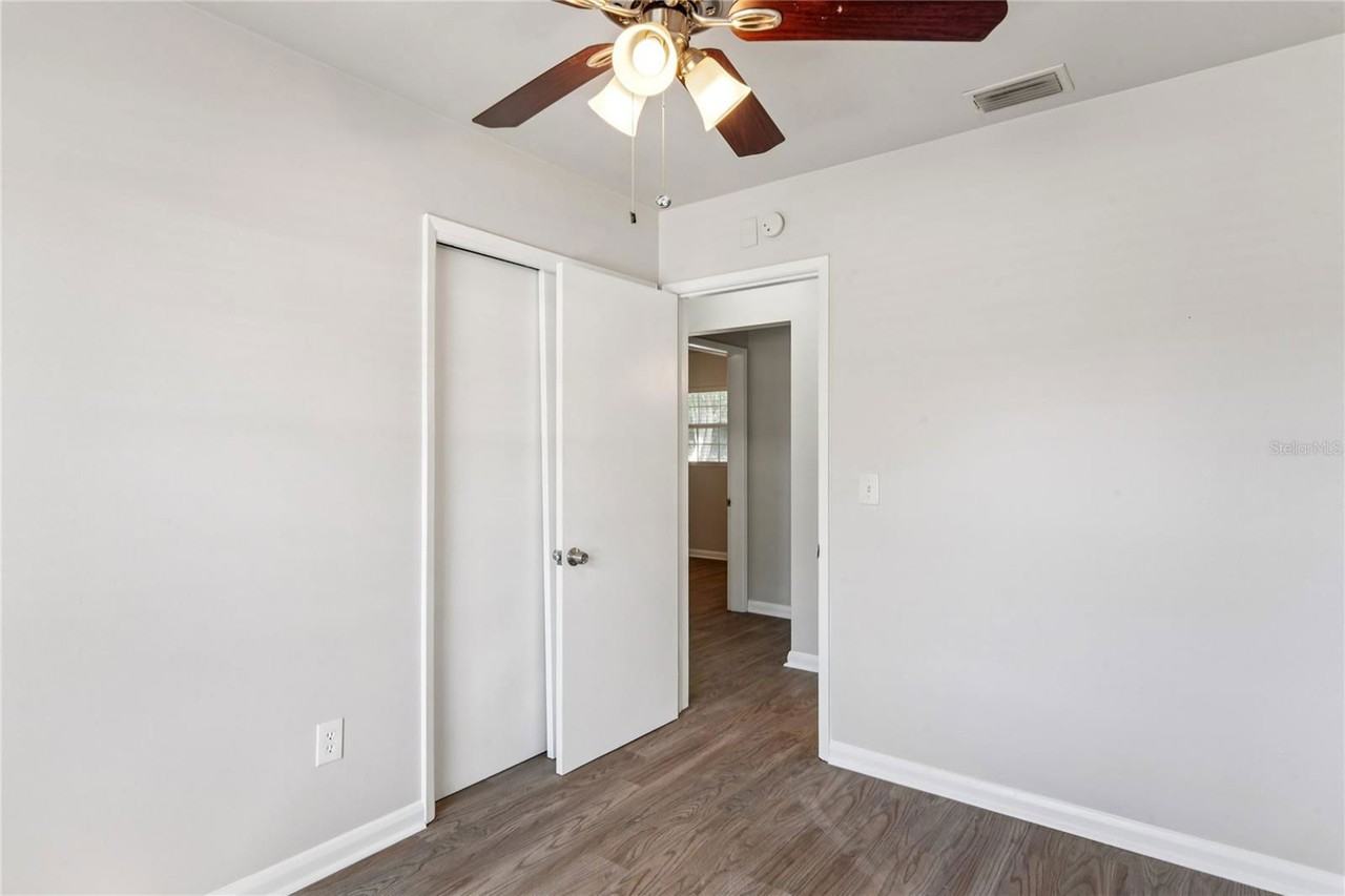 1470 Overlea St - Photo 7 of 8