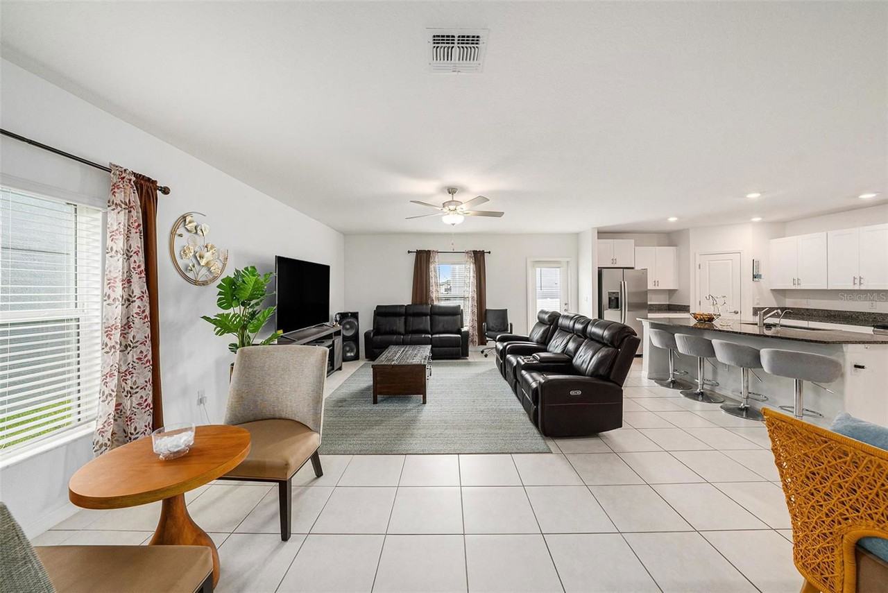 6300 Beverly Hills Dr - Photo 3 of 8